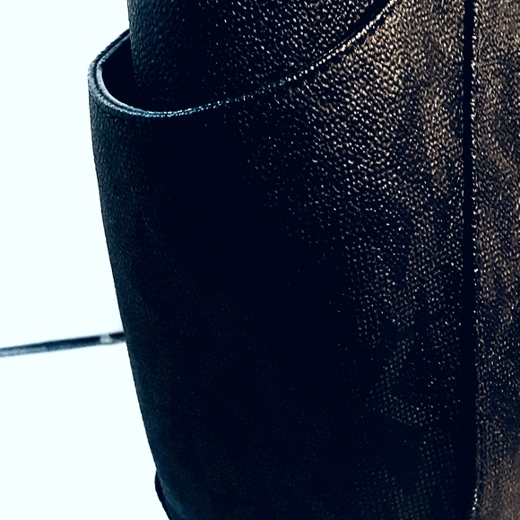 Michael Kors Signature Jet Set Travel Tote Bag - Picture 4 of 8